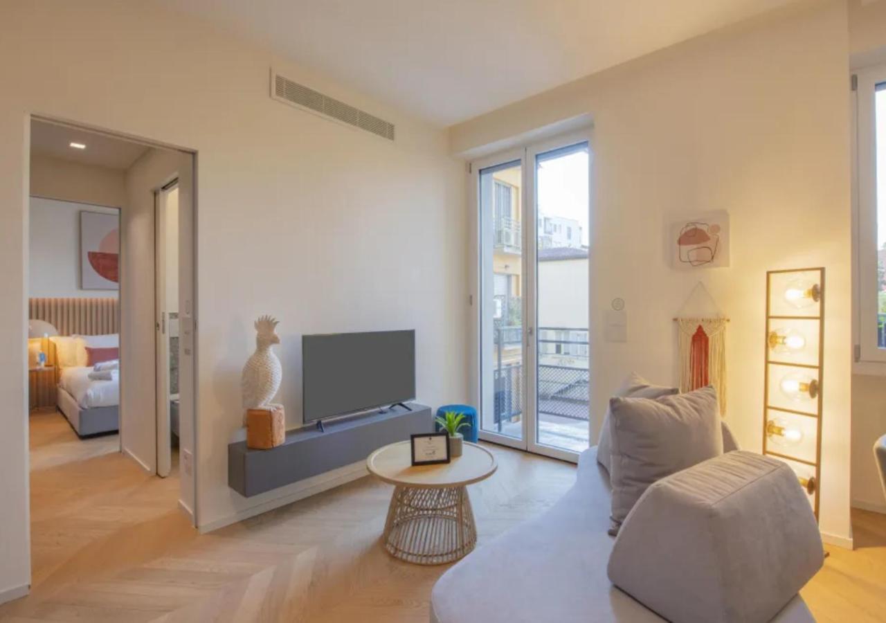 Sweett- Luxury Torino Apartment Milan Bagian luar foto
