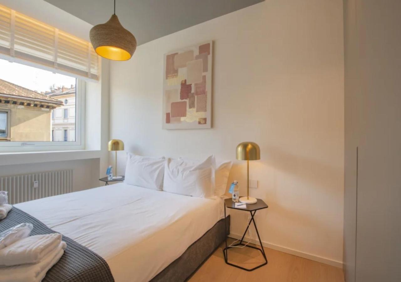 Sweett- Luxury Torino Apartment Milan Bagian luar foto