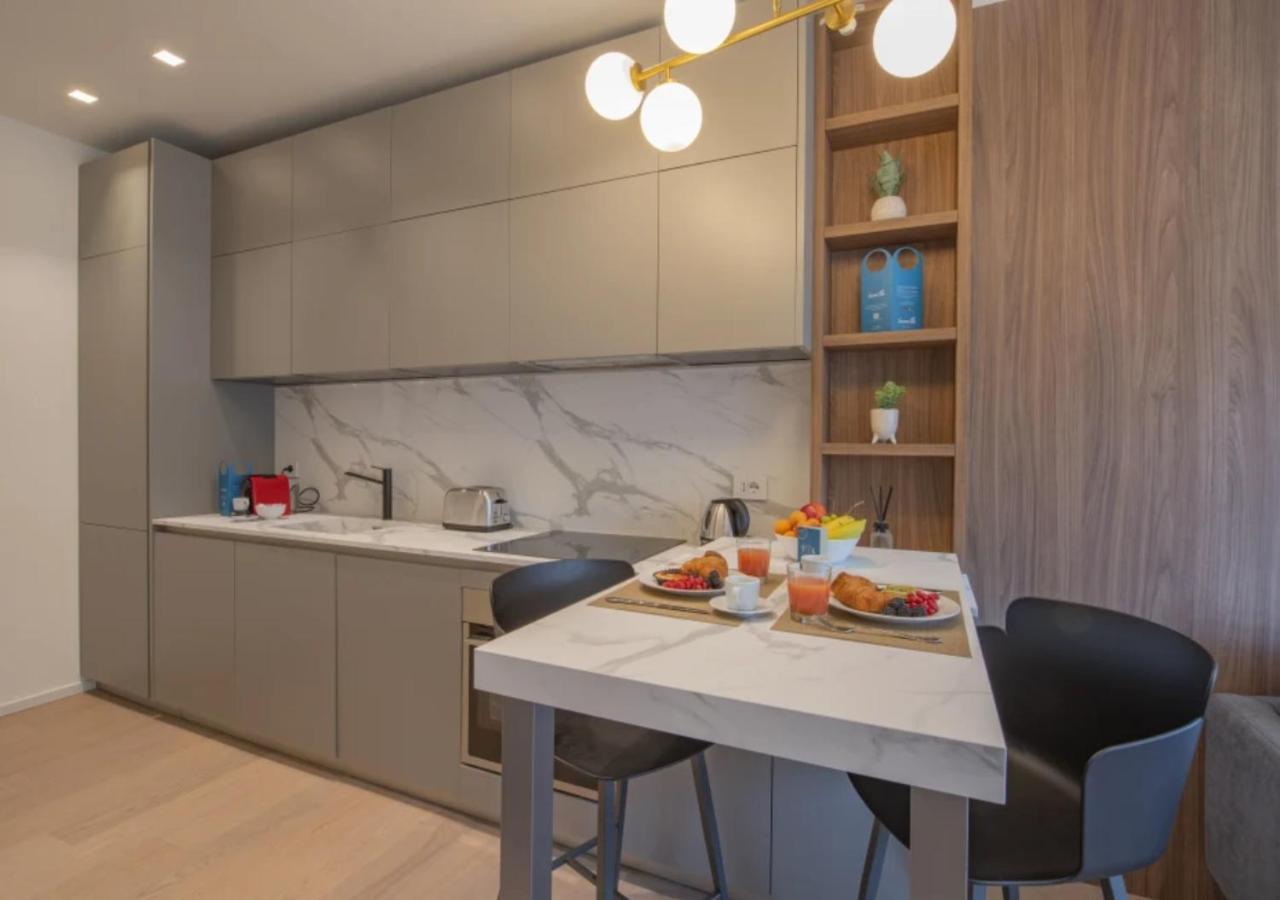 Sweett- Luxury Torino Apartment Milan Bagian luar foto
