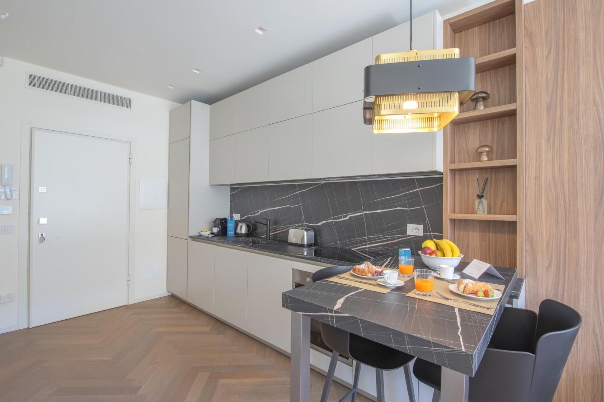 Sweett- Luxury Torino Apartment Milan Ruang foto